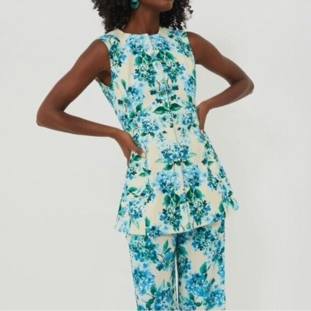 Tuckernuck Hydrangea Rhonda Tunic Top